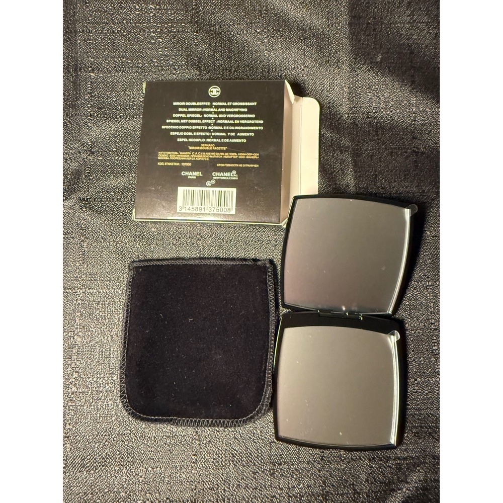 Chanel Miroir Double Facettes Mirror Duo Compact Black with Pouch and Box - Picture 2 of 2